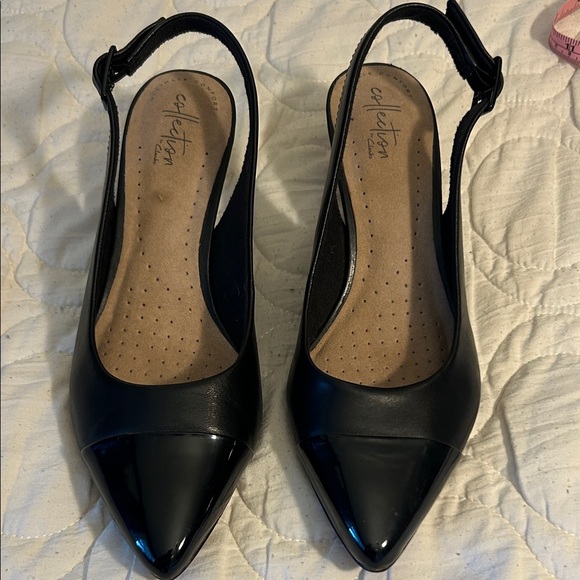 Clarks Ultimate Comfort Collection Black Pointed Slingback Heels Size 8W - Picture 1 of 7